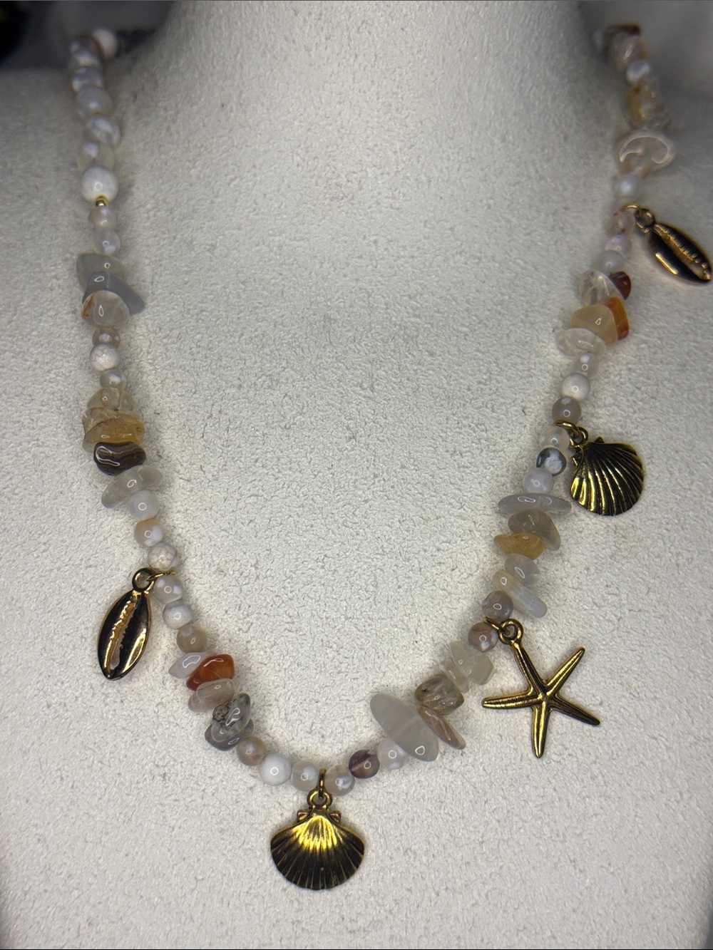Gold Starfish & Shell Necklace with flower agate Stone Beads - White/Beige